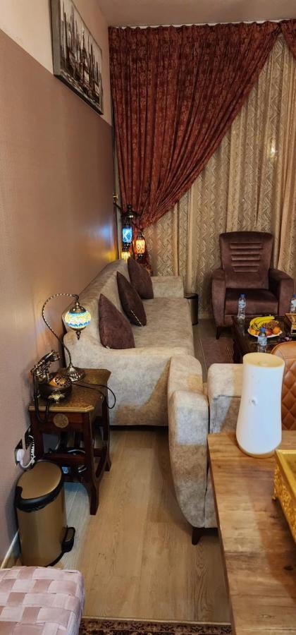 Lovely 1 Bedroom Apartments In The Heart Of Dubaj Kültér fotó